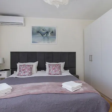 Dzika Plaza グダニスク