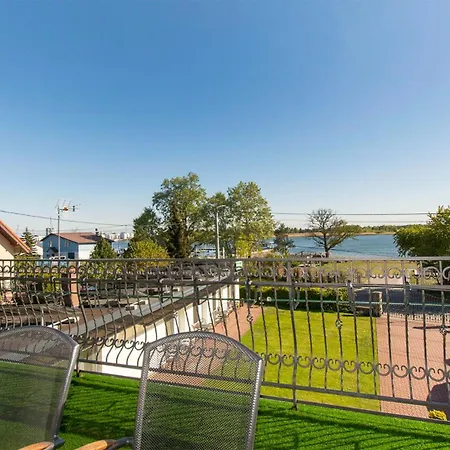 Dzika Plaza Homestay Gdansk