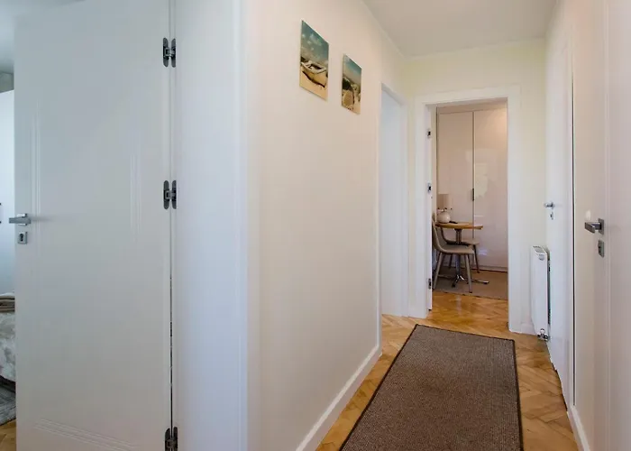 Homestay szállás Dzika Plaza *