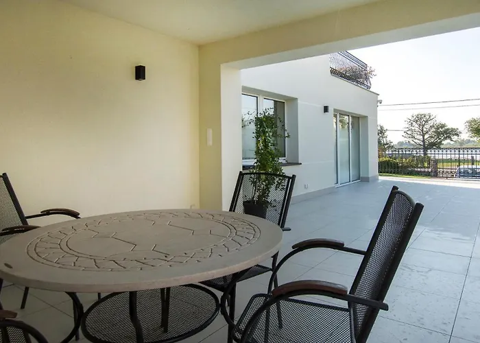 Dzika Plaza * גדנסק