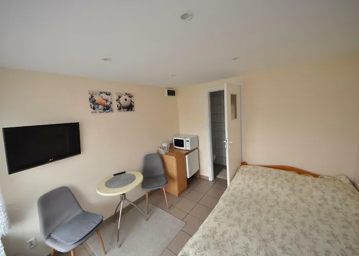 Dzika Plaza Homestay szállás *